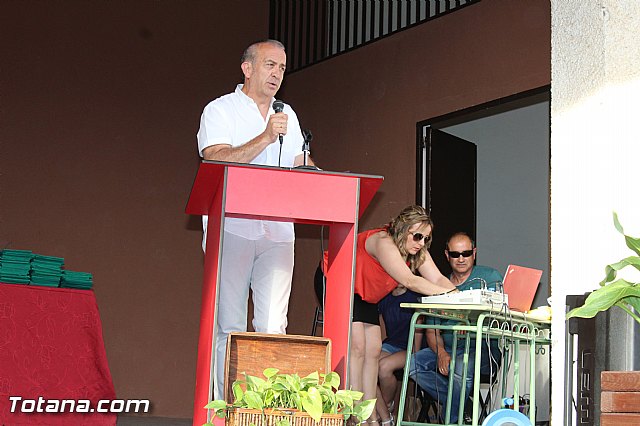 Acto de graduacin 2 de bachillerato. IES Juan de la Cierva 2015 - 8