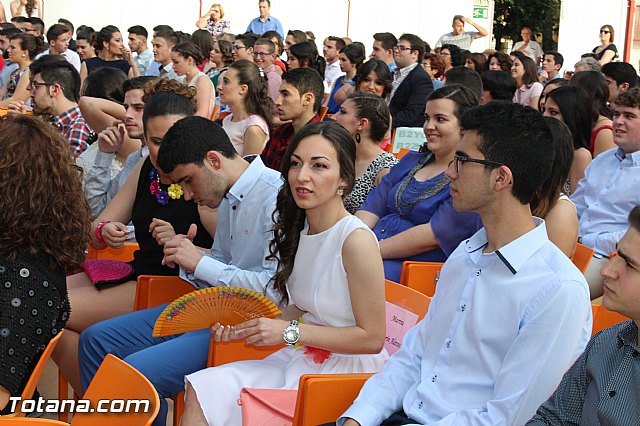 Acto de graduacin 2 de bachillerato. IES Juan de la Cierva 2015 - 14