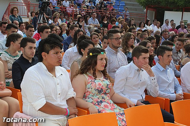 Acto de graduacin 2 de bachillerato. IES Juan de la Cierva 2015 - 37