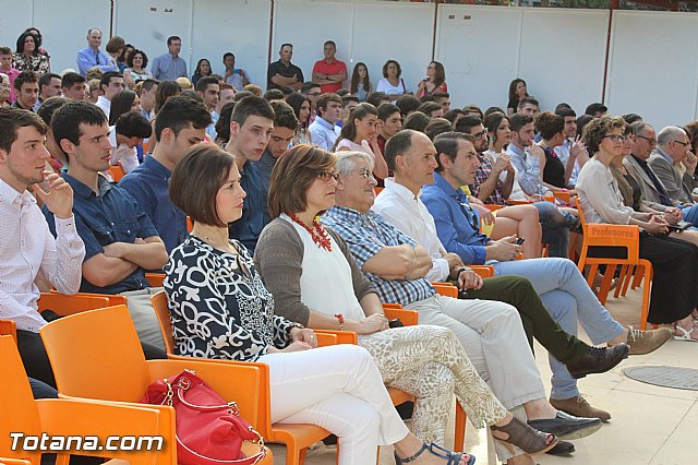 Acto de graduacin 2 de bachillerato. IES Juan de la Cierva 2015 - 38