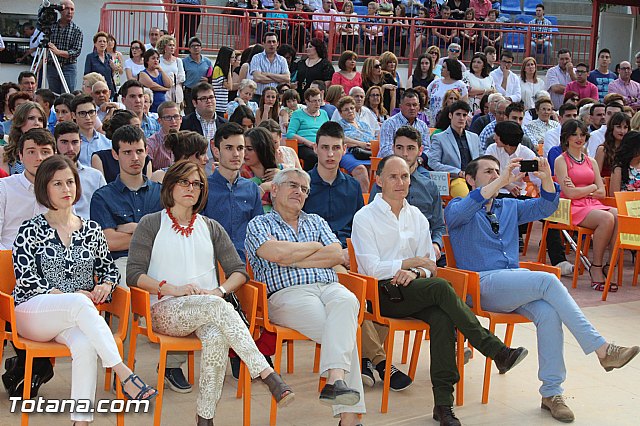 Acto de graduacin 2 de bachillerato. IES Juan de la Cierva 2015 - 40