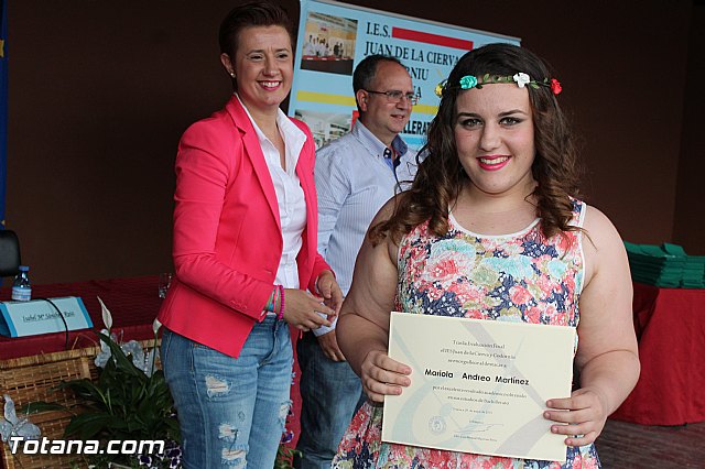 Acto de graduacin 2 de bachillerato. IES Juan de la Cierva 2015 - 98