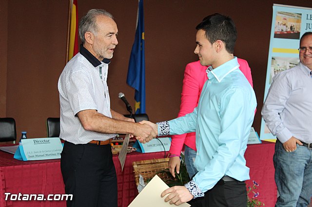 Acto de graduacin 2 de bachillerato. IES Juan de la Cierva 2015 - 109