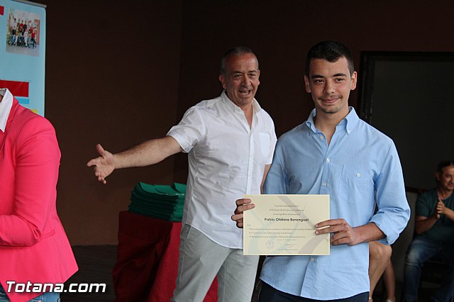 Acto de graduacin 2 de bachillerato. IES Juan de la Cierva 2015 - 121