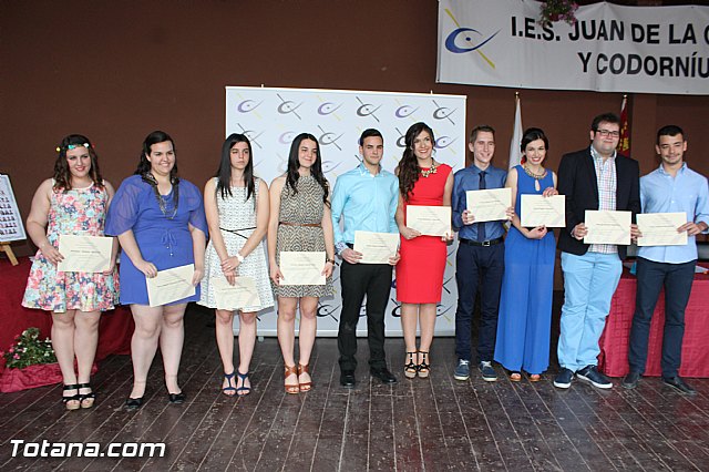 Acto de graduacin 2 de bachillerato. IES Juan de la Cierva 2015 - 123