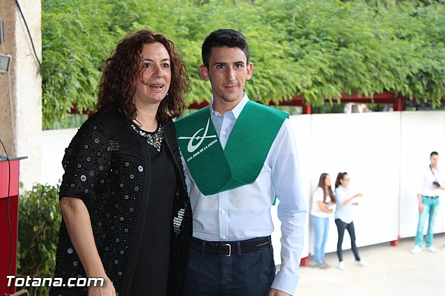 Acto de graduacin 2 de bachillerato. IES Juan de la Cierva 2015 - 132
