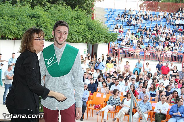 Acto de graduacin 2 de bachillerato. IES Juan de la Cierva 2015 - 150