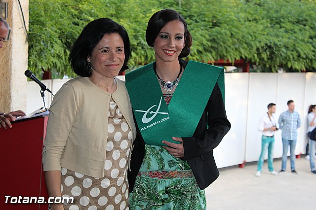 Acto de graduacin 2 de bachillerato. IES Juan de la Cierva 2015 - 206