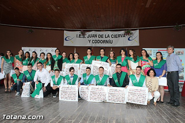 Acto de graduacin 2 de bachillerato. IES Juan de la Cierva 2015 - 259
