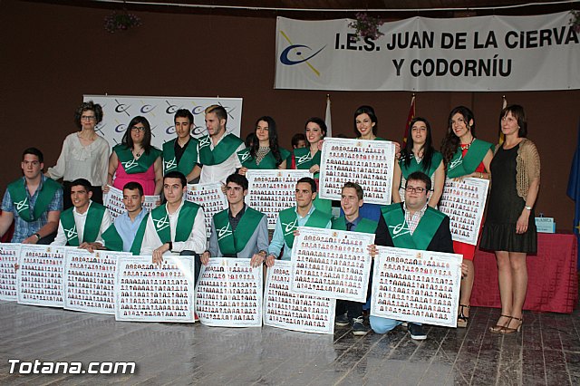 Acto de graduacin 2 de bachillerato. IES Juan de la Cierva 2015 - 358