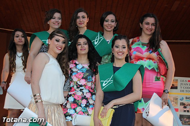 Acto de graduacin 2 de bachillerato. IES Juan de la Cierva 2015 - 373