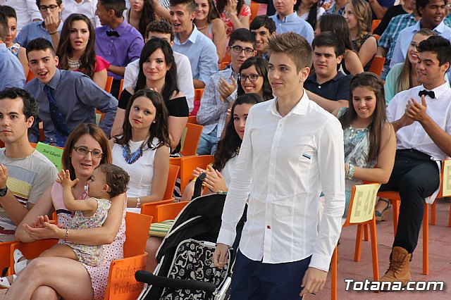 IES Juan de la Cierva y Codorniu. Graduacin 4 ESO 2010-2014 - 100