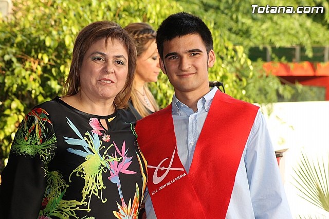 IES Juan de la Cierva y Codorniu. Graduacin 4 ESO 2010-2014 - 124