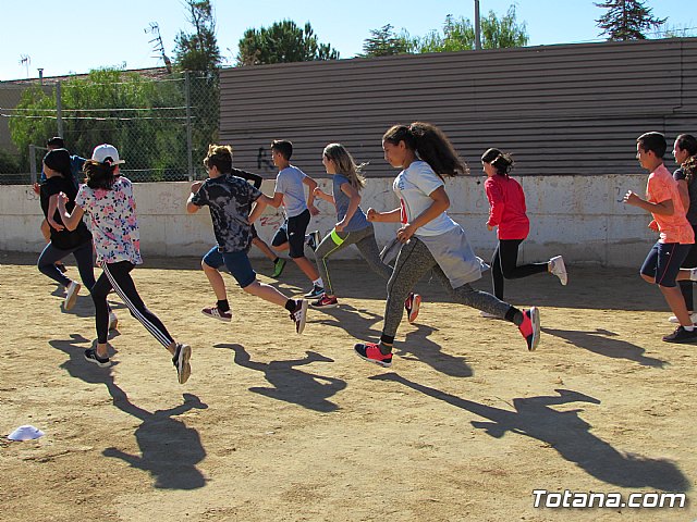 El IES Prado Mayor colabora con la ONG Save the Children en la carrera solidaria Kilmetros de solidaridad - 14