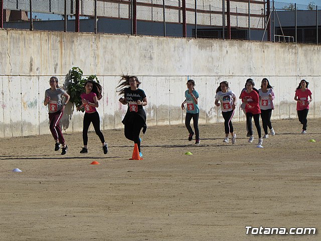 El IES Prado Mayor colabora con la ONG Save the Children en la carrera solidaria Kilmetros de solidaridad - 18