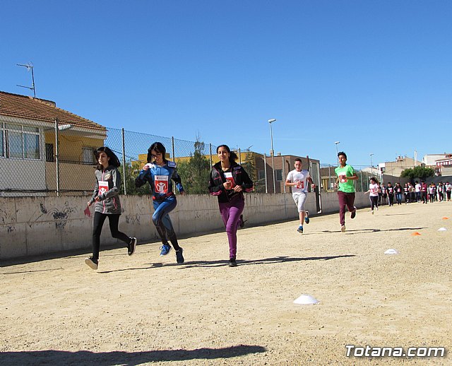 El IES Prado Mayor colabora con la ONG Save the Children en la carrera solidaria Kilmetros de solidaridad - 28