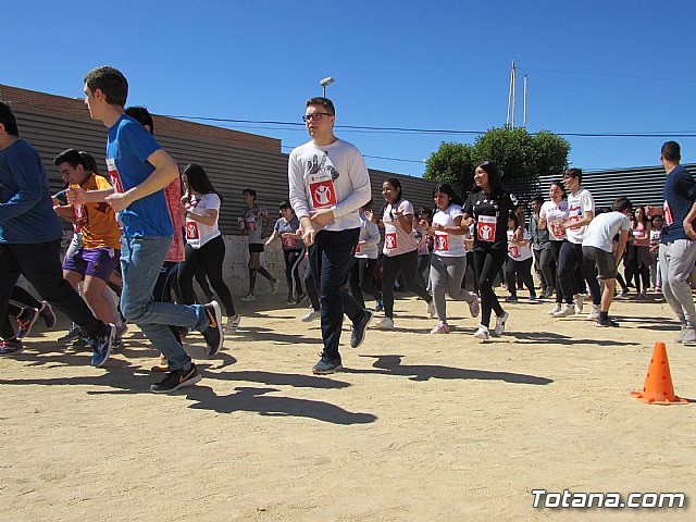 El IES Prado Mayor colabora con la ONG Save the Children en la carrera solidaria Kilmetros de solidaridad - 50