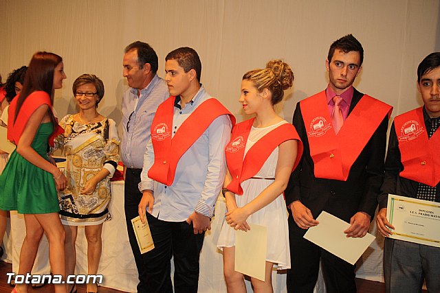 Graduacin de los alumnos de los ciclos formativos y de bachillerato del IES 