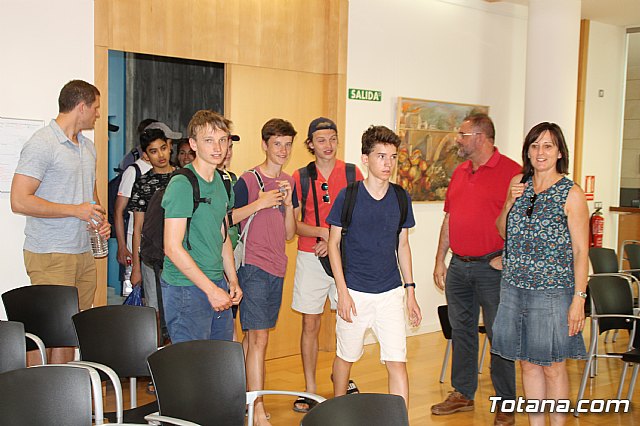 Recepcin institucional a alumnos ingleses - 1