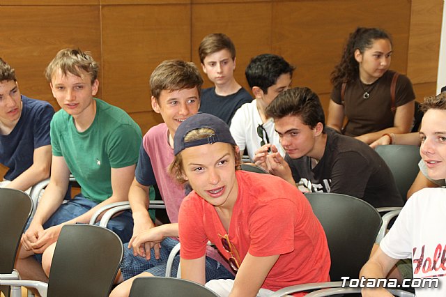 Recepcin institucional a alumnos ingleses - 9