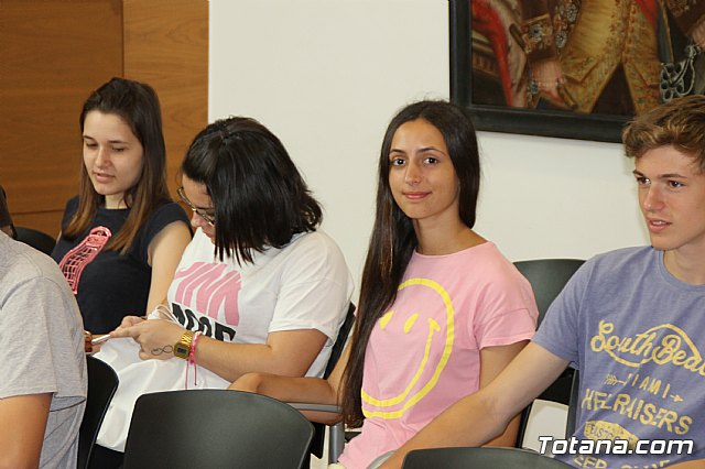 Recepcin institucional a alumnos ingleses - 10