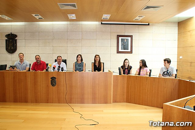 Recepcin institucional a alumnos ingleses - 12