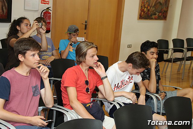 Recepcin institucional a alumnos ingleses - 18