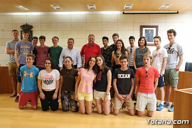 Recepcin institucional a alumnos ingleses - 30