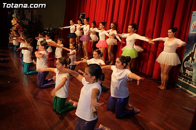 Gala inocentes 2014 - Dgenes y AELIP - 250