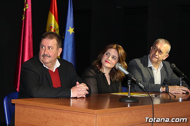 XI Promocin Bachillerato Internacional IES Juan de la Cierva - 4