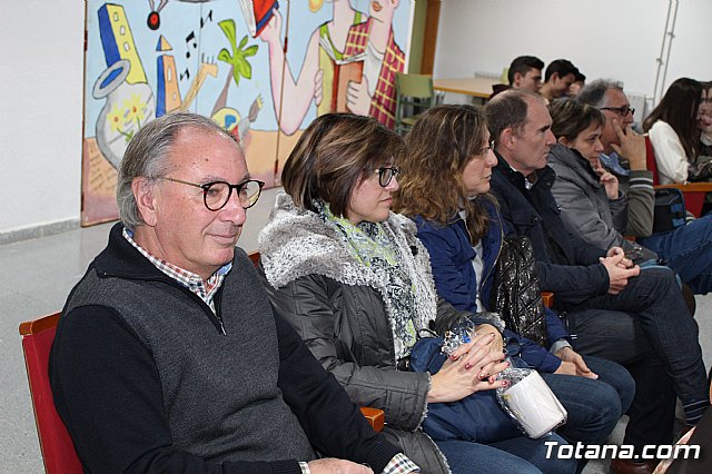 XI Promocin Bachillerato Internacional IES Juan de la Cierva - 15