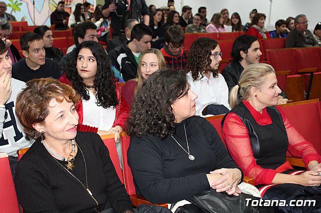 XI Promocin Bachillerato Internacional IES Juan de la Cierva - 21