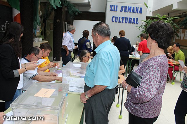 Jornada electoral - Elecciones municipales y autonmicas 24 mayo 2015 - 10