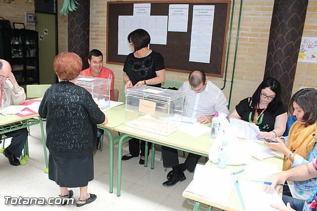 Jornada electoral - Elecciones municipales y autonmicas 24 mayo 2015 - 11