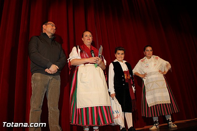 VI Festival Folklrico Infantil Coros y Danzas 