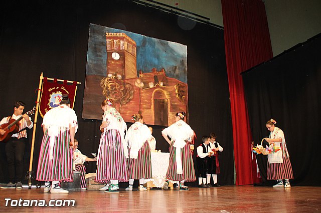 VI Festival Folklrico Infantil Coros y Danzas 