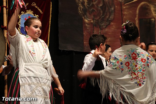 VI Festival Folklrico Infantil Coros y Danzas 