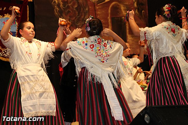 VI Festival Folklrico Infantil Coros y Danzas 