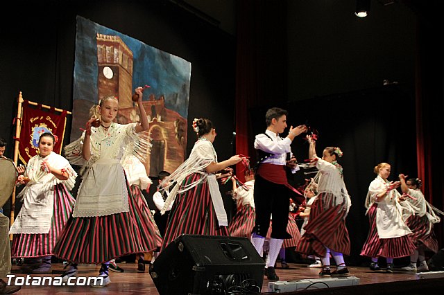 VI Festival Folklrico Infantil Coros y Danzas 
