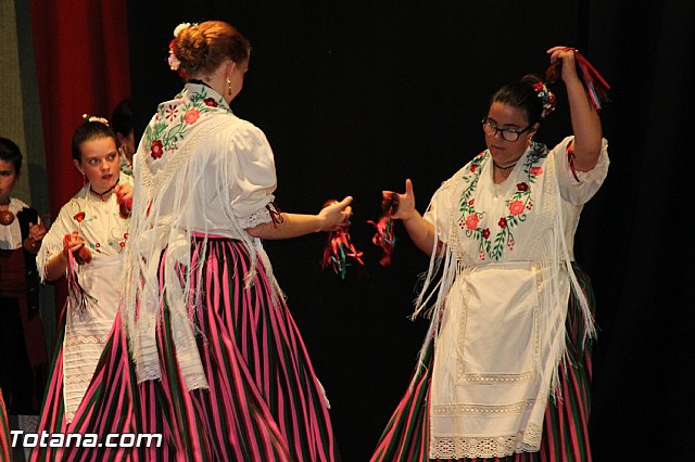 VI Festival Folklrico Infantil Coros y Danzas 