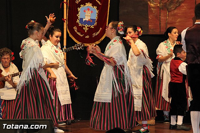 VI Festival Folklrico Infantil Coros y Danzas 