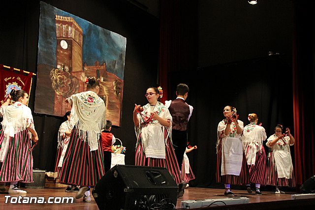 VI Festival Folklrico Infantil Coros y Danzas 