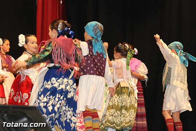 VI Festival Folklrico Infantil Coros y Danzas 