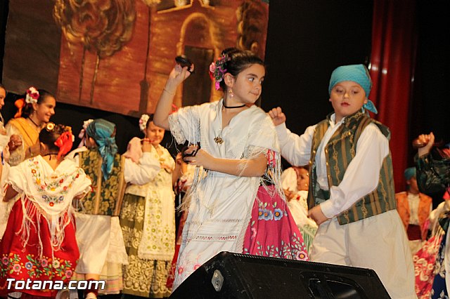 VI Festival Folklrico Infantil Coros y Danzas 