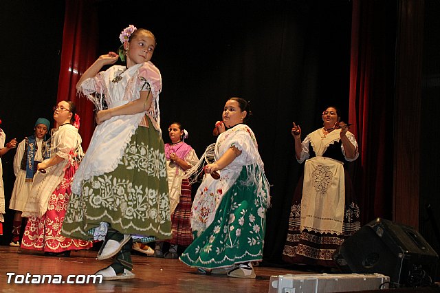 VI Festival Folklrico Infantil Coros y Danzas 