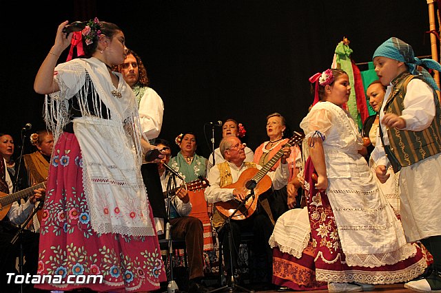VI Festival Folklrico Infantil Coros y Danzas 