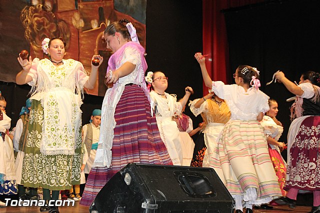 VI Festival Folklrico Infantil Coros y Danzas 