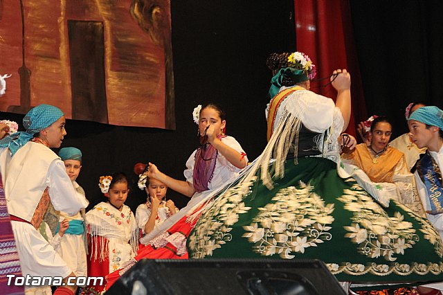 VI Festival Folklrico Infantil Coros y Danzas 