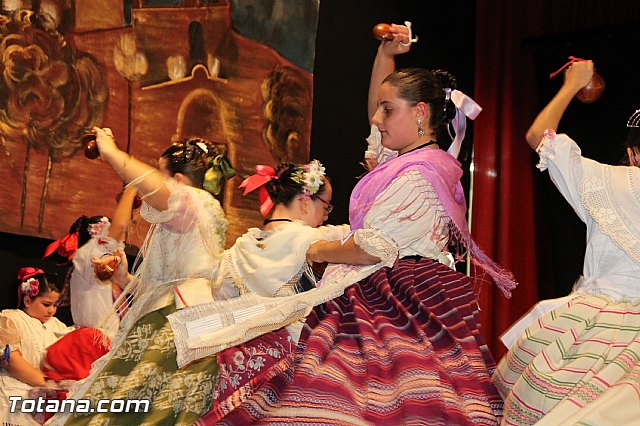 VI Festival Folklrico Infantil Coros y Danzas 