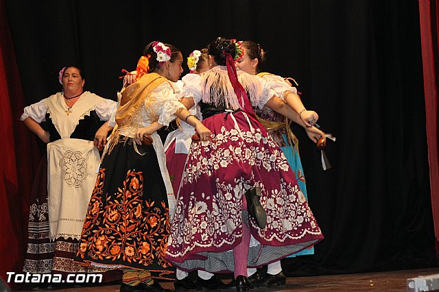 VI Festival Folklrico Infantil Coros y Danzas 